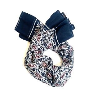 Scraf 1.2.3. Paris brand